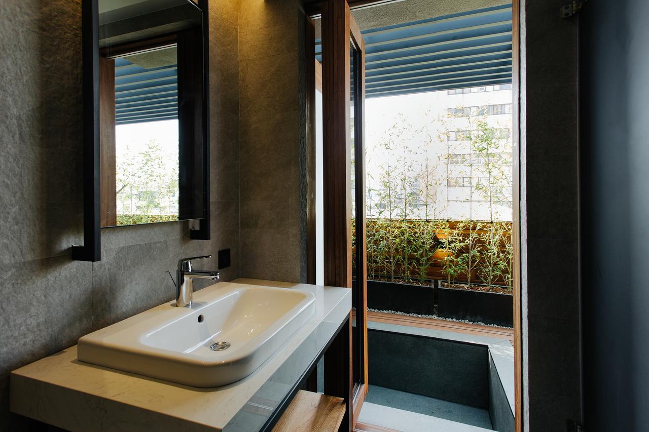 Check Inn Taichung Zhongshan Exterior photo