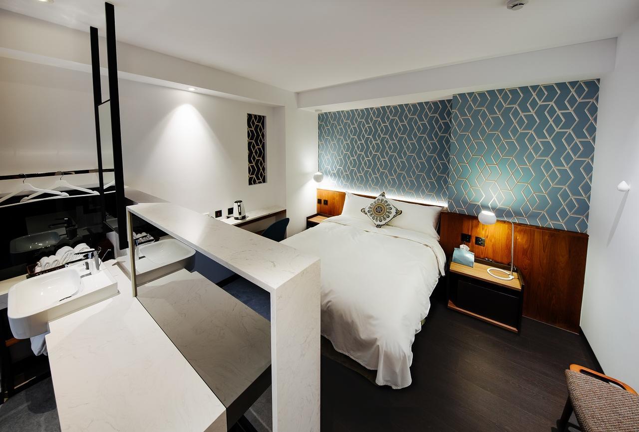 Check Inn Taichung Zhongshan Exterior photo